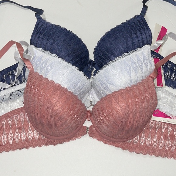 Bundle 3 pieces Lace Push Up Gentle Bra 3 Hooks.  Brand Ilys Lumie. NWT. - Picture 8 of 16